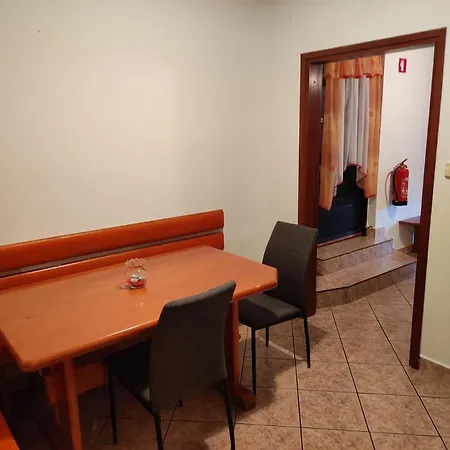 Apartman Turisticna Kmetija Stupar Dvor